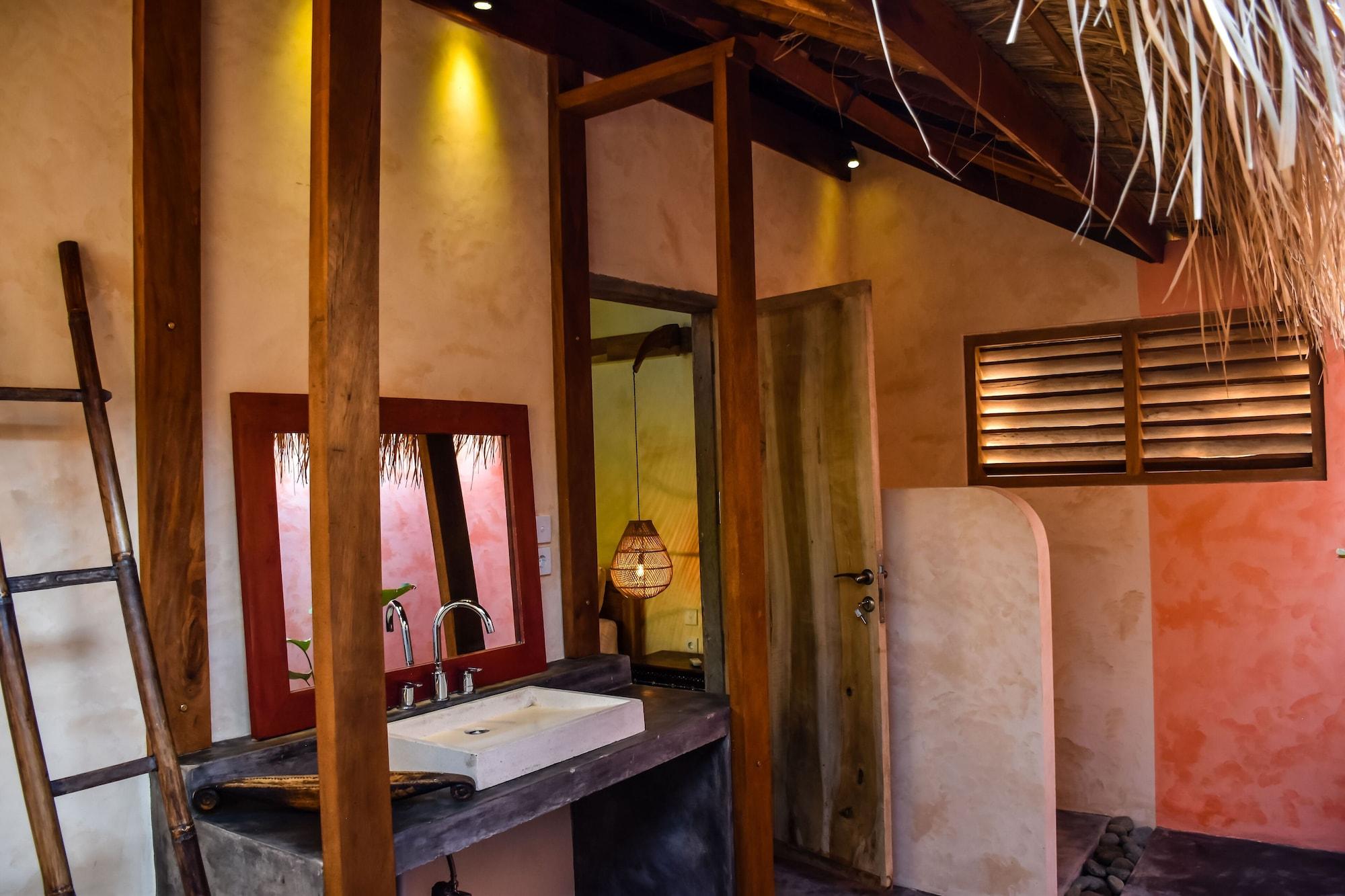 Owa Lodge Areguling Kuta  Exterior photo