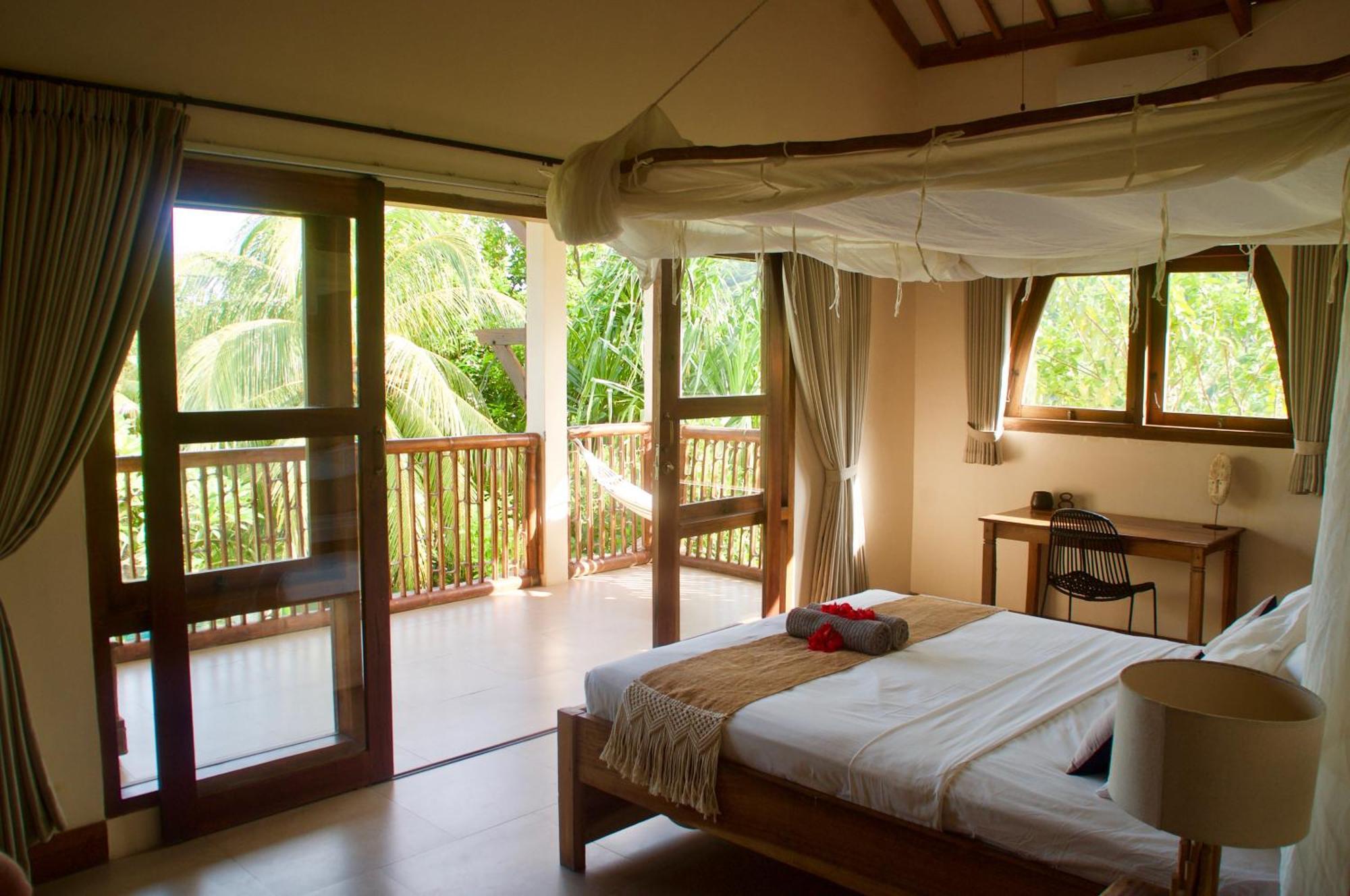 Owa Lodge Areguling Kuta  Exterior photo