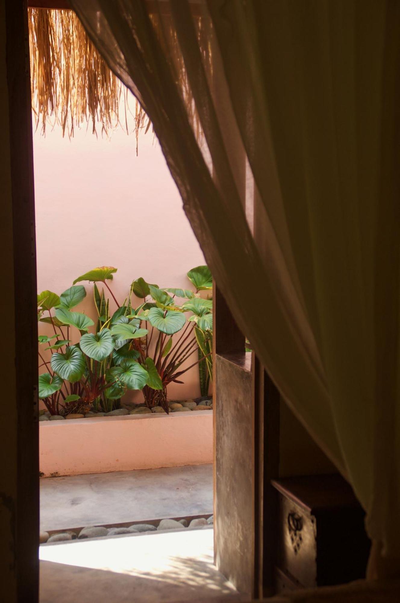 Owa Lodge Areguling Kuta  Room photo